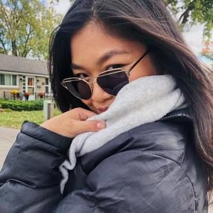 Meet your Posher, Elisha